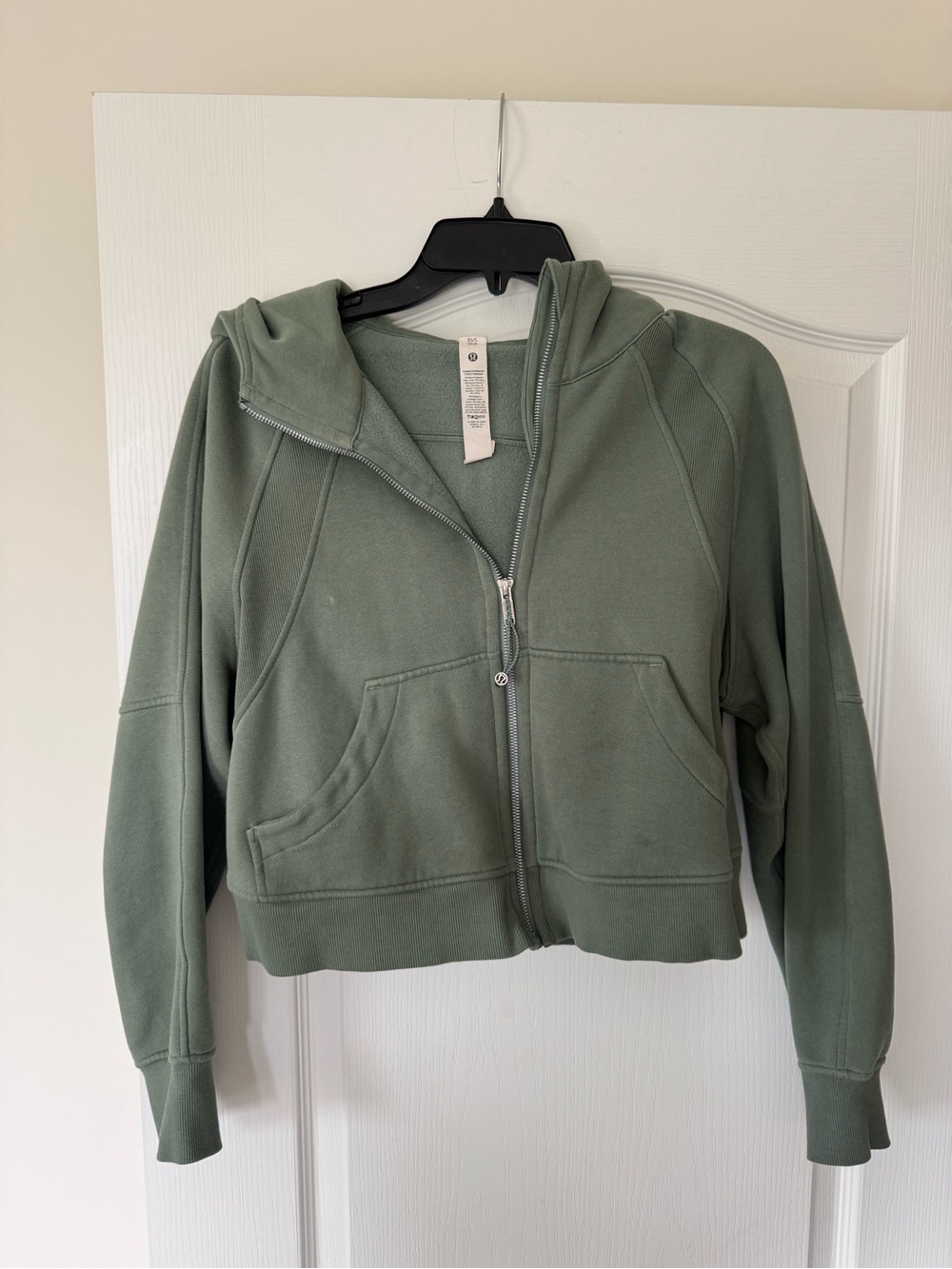 lululemon athletica Sage Green crop zip up